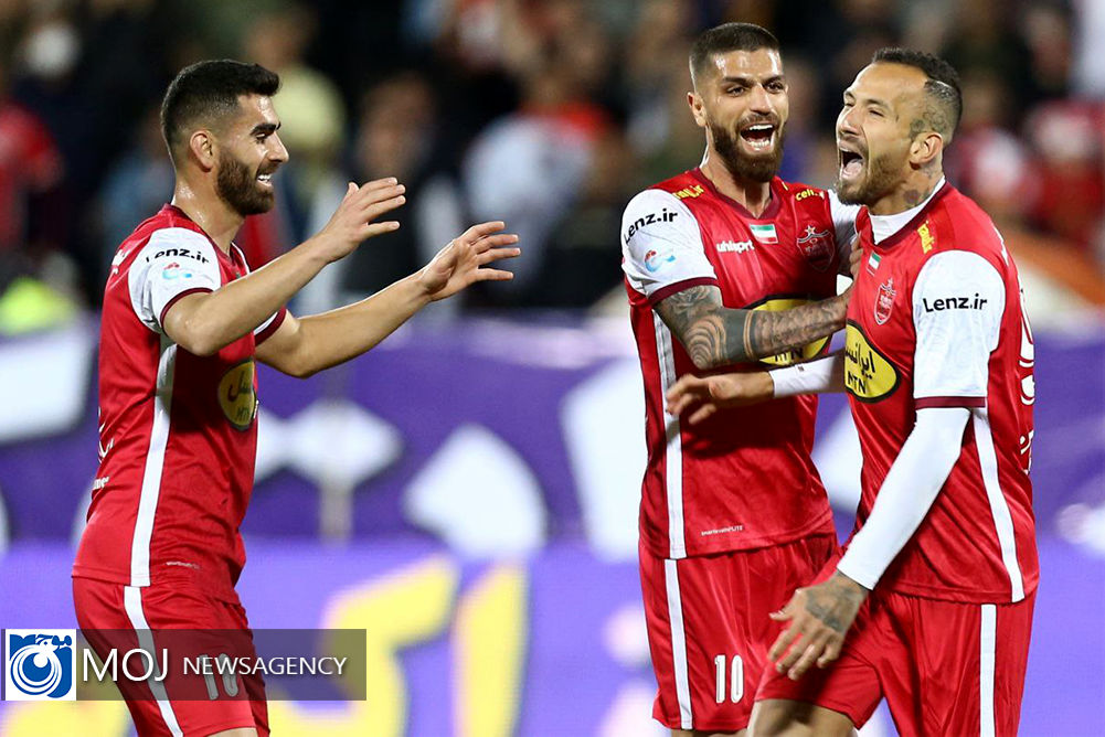 تیم فوتبال پرسپولیس، امروز با حضور اوسمار ویرا تمرین خود را برگزار کرد