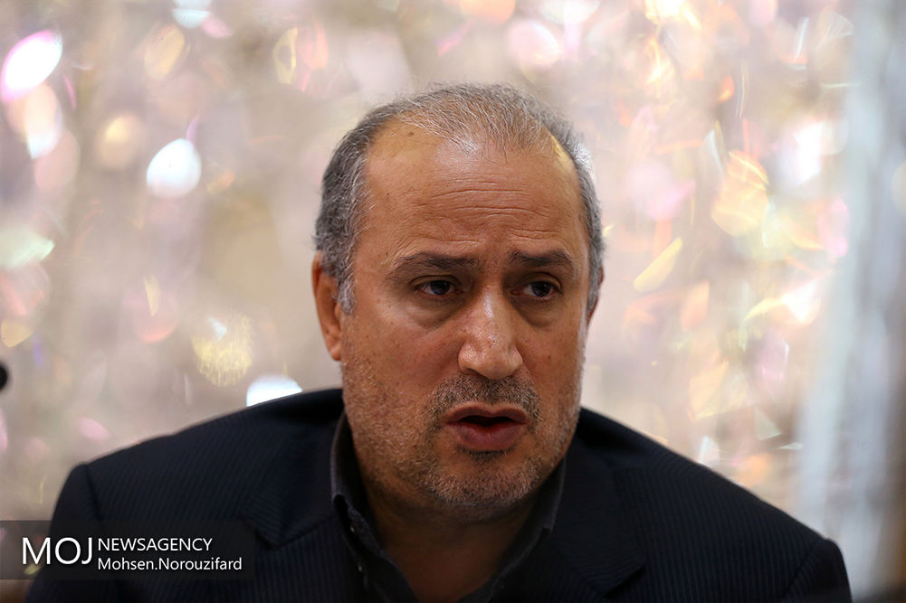 پرسپولیس و استقلال برای گرفتن مجوز حرفه‌ای مشکل جدی ندارند