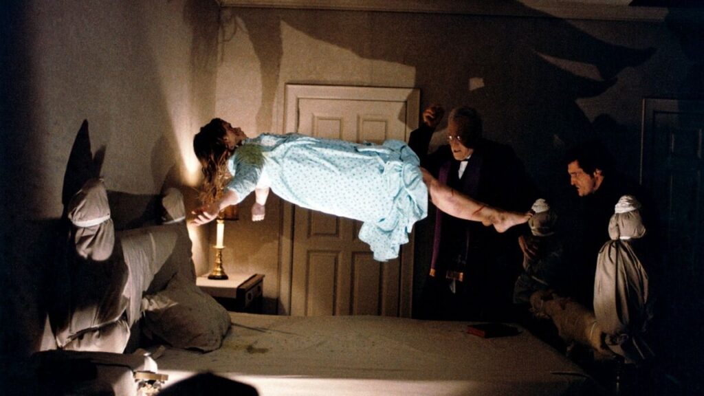 ۲۰ فیلم ترسناک که بر پایه داستان واقعی ساخته شدند_خبرخوان 91 The Exorcist
