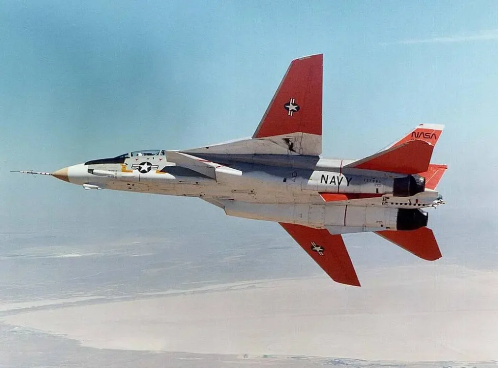 تاریخچه و مشخصات جنگنده آمریکایی F-14 Tomcat_خبرخوان 22 تاریخچه و مشخصات جنگنده آمریکایی F-14 Tomcat