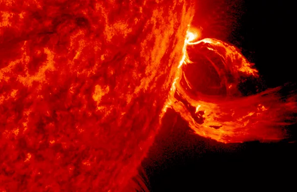 طوفان خورشیدی