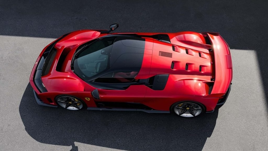 فراری F80 به گفتن جایگزینی برای لافراری معارفه شد، یک ابرخودرو سنتشکن_خبرخوان 4 Ferrari F80