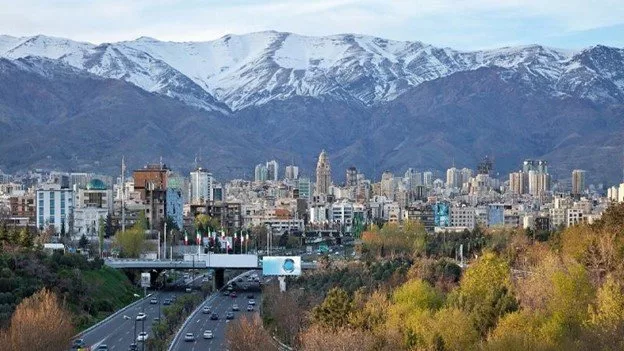 نکات کلیدی در اجاره خانههای روزانه در تهران: از قیمتها تا امکانات_خبرخوان 4 1730719596 758 نکات کلیدی در اجاره خانههای روزانه در تهران از قیمتها.webp