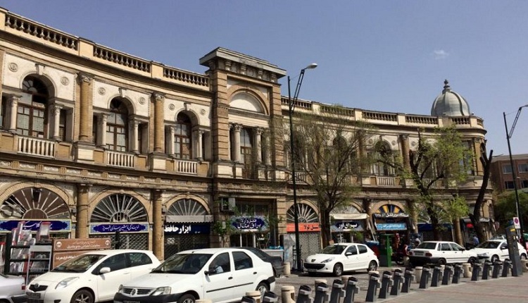 سکونت در مناطق مرکزی تهران: راهنمای خرید آپارتمان در قلب پایتخت 
