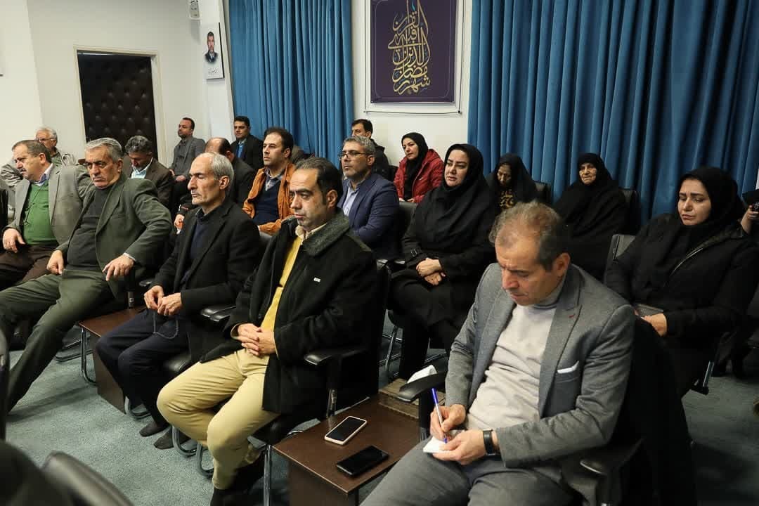 حق جامعه کارگری باید ادا شود