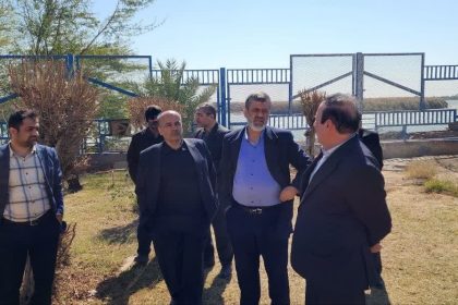 حضور استاندار قزوین در یادمان شهدای آبادان