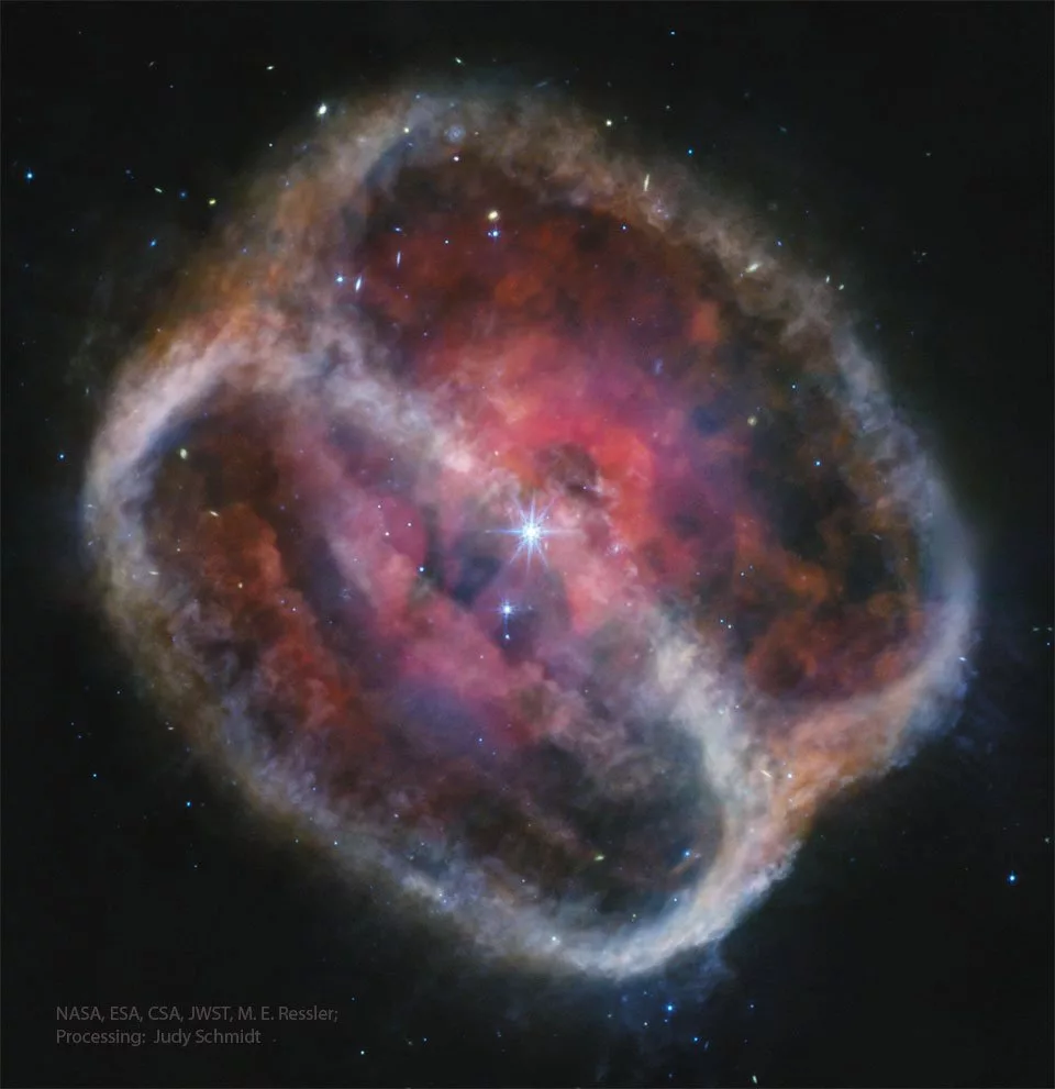 سحابی سیارهنمای NGC 1514؛ کشف ساختار ساعتشنی با چشم تلسکوپ جیمز وب