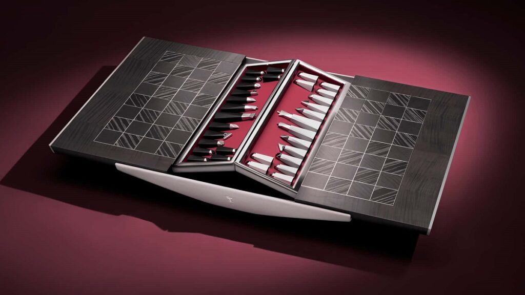 ست شطرنج رولزرویس با ظاهری همانند به ادیسه فضایی معارفه شد_خبرخوان 4 Rolls-Royce chess set unveiled with a Space Odyssey-like look