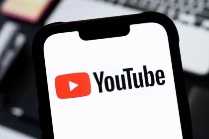 یوتیوب در حال آزمایش نسخه جدید AI Overviews