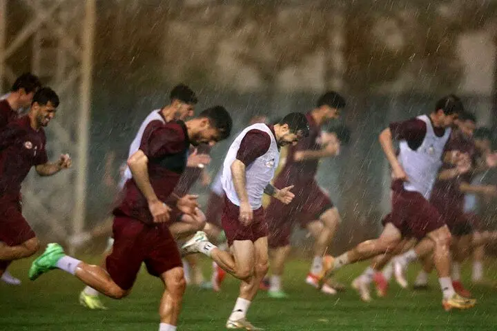 پرسپولیس در شرایط ویژه آب و هوای تهران تمرین کرد