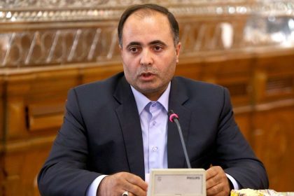 اصلاح ساختار توزیع و کاهش فاصله مزرعه تا سفره از برنامه‌های جدی وزارت جهاد کشاورزی است