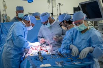 اولین پیوند مثانه در جهان