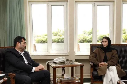 ناهید کیانی با وزیر ورزش و جوانان دیدار کرد