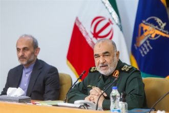 نشست فرمانده کل سپاه با جبلی و معاونین صداوسیما