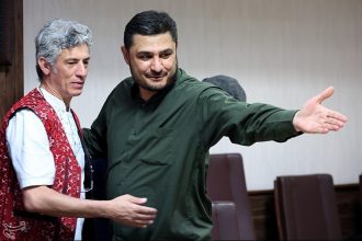 تلویزیون , سریال , نمایش‌خانگی , بازیگران , بازیگر ,