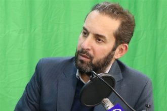 توصیه گوینده شناخته شده: به هر خبر فیکی زود واکنش نشان ندهیم