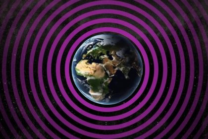 بیگانگان و فرودگاه‌های زمین