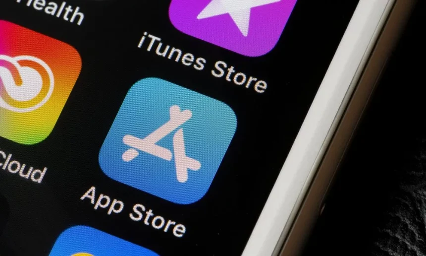 ژاپن اپل و گوگل را به پذیرفتن اپ استورهای شخص ثالث ملزم میکند_خبرخوان 1 الزام اپل به پذیرش فروشگاههای اپلیکیشن و سیستمهای پرداخت شخص ثالث در ژاپن