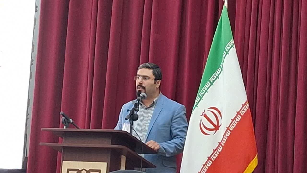 17 مرداد: روزی پر انتقاد و غیر تکریمانه/ مراسم شایسته شاید وقتی دیگر 17 مرداد: روزی پر انتقاد و غیر تکریمانه/ مراسم شایسته شاید وقتی دیگر