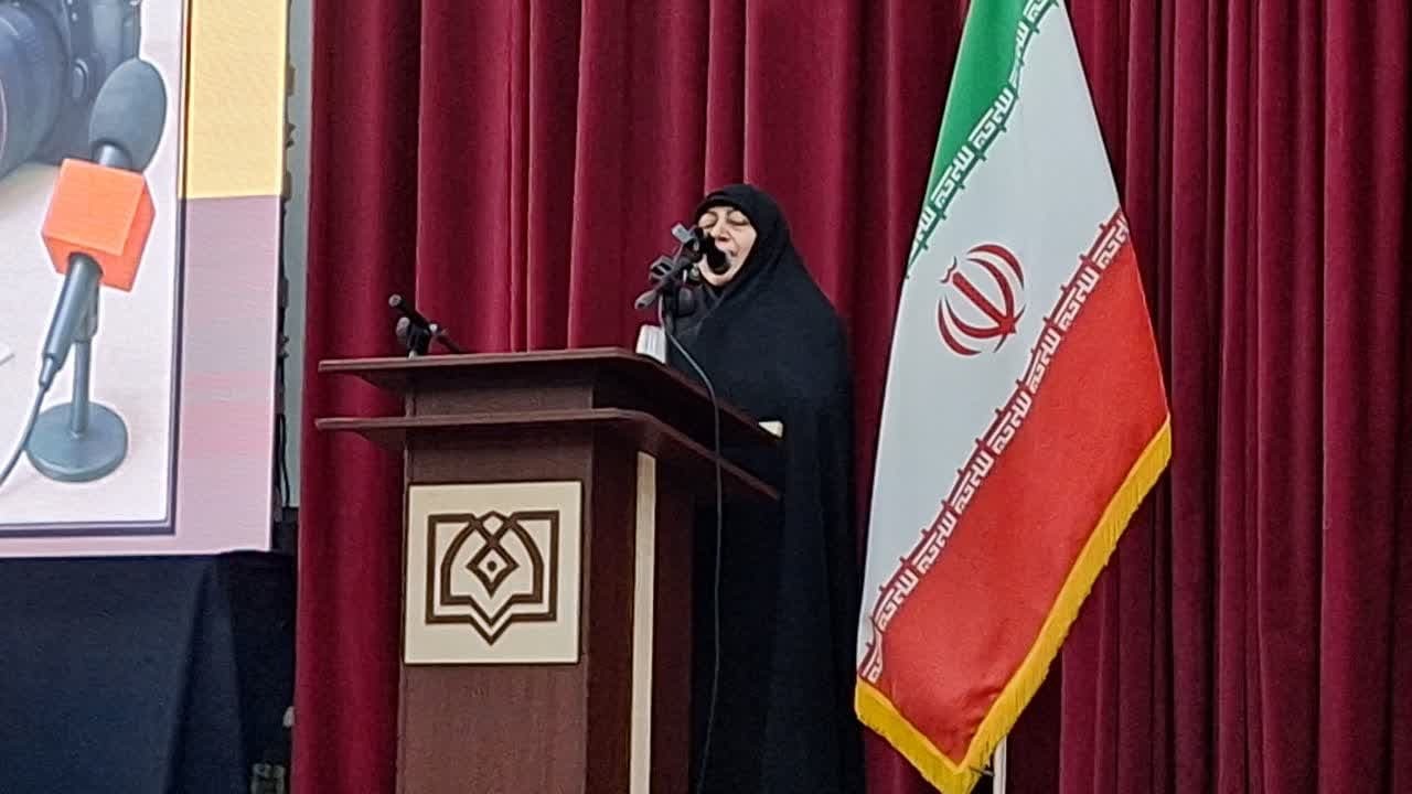 17 مرداد: روزی پر انتقاد و غیر تکریمانه/ مراسم شایسته شاید وقتی دیگر 17 مرداد: روزی پر انتقاد و غیر تکریمانه/ مراسم شایسته شاید وقتی دیگر