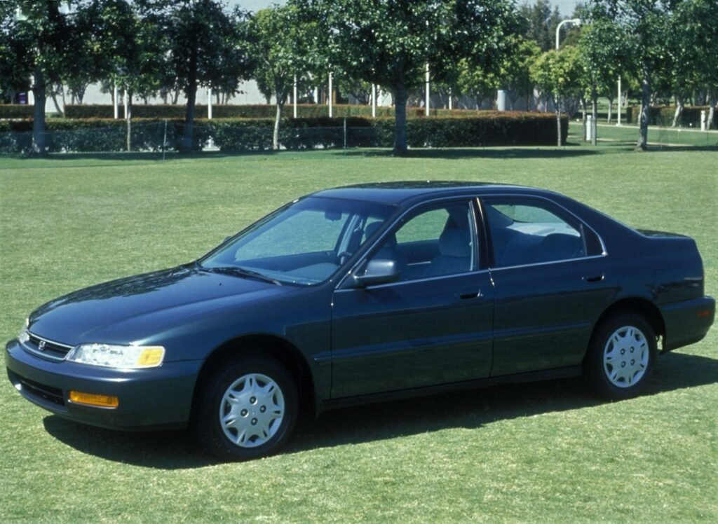 افت دیدنی دید راننده امروزی، عاملی دلواپسکننده در افزایش تصادفات رانندگی_خبرخوان 4 هوندا آکورد