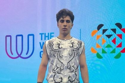 صحنه‌ قهرمانی را تصویرسازی کرده بودم