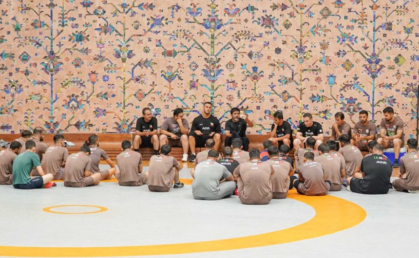 دبیر در اردوی کشتی فرنگی: باید قهرمان جهان شویم