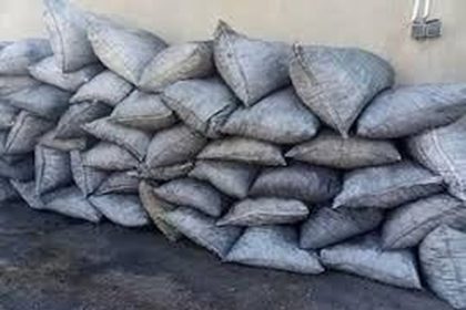 کشف تعداد ۲۲ گونی زغال قاچاق فاقد مجوز گمرکی در شهرستان بویراحمد. 