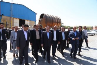 نوذری: فرمانداران موظفند جلسات ستاد تسهیل را در هر هفته برگزار کنند