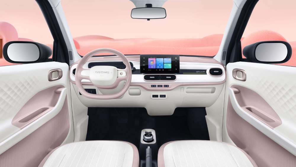 جیلی لیوان اسمورف رونمایی شد؛ ماشین برقی کوچک پنج هزار دلاری_خبرخوان 4 جیلی