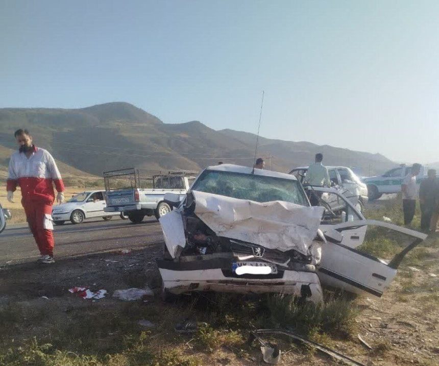 ۱۴ کشته و زخمی در تصادف زنجیره‌ای جاده آشخانه به جنگل گلستان