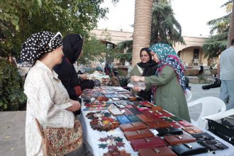 کارگاه صنایع دستی در عمارت تاریخی داعی؛ میزبان هنرمندان و هنردوستان است