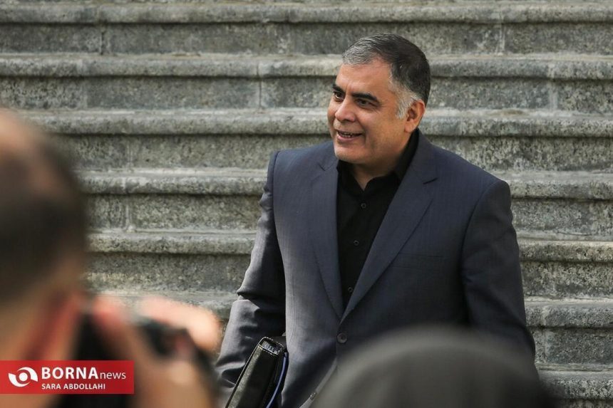 وزیر نفت: طرح بنزین به‌ازای هر نفر در دست بررسی است