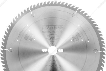 نکات ایمنی هنگام کار با تیغ اره چوب 14 تیغ اره چوب