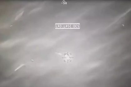 شلیک پهپاد آمریکایی به سمت یک جسم ناشناس پرنده_خبرخوان 4 شلیک پهپاد آمریکایی به سمت یک جسم ناشناس پرنده