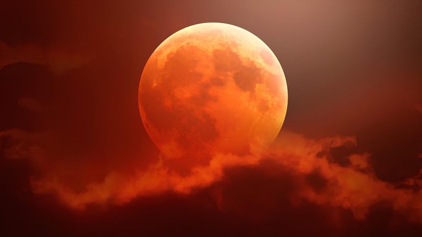 ماه خونین؛ رصد ماه‌گرفتگی جذاب ۱۶ شهریور را از دست ندهید + زمان‌بندی