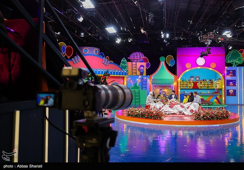 هنگامی استودیو به زمین بازی تبدیل شد؛ روایت یک روز با «اعجوبهها» عکس_خبرخوان 45 تلویزیون , صدا و سیما , شبکه سه سیما , عکس , کودکان ,