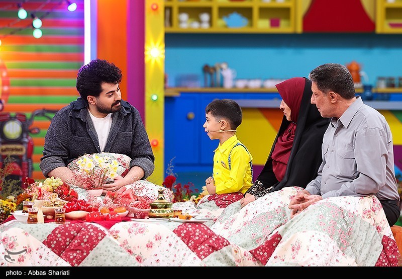 هنگامی استودیو به زمین بازی تبدیل شد؛ روایت یک روز با «اعجوبهها» عکس_خبرخوان 47 تلویزیون , صدا و سیما , شبکه سه سیما , عکس , کودکان ,