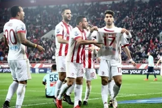 برد ۵ بر صفر المپیاکوس مقابل ولوس در جام حذفی یونان