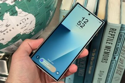 سامسونگ Now Brief با پیشنهادهایی از یوتوب و اسپاتیفای ارتقا می‌یابد