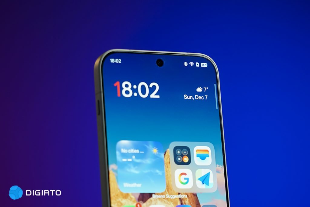1765505237 86 بازدید گوشی OnePlus 15 برگشت یک رقیب کم‌ادعا خبرخوان