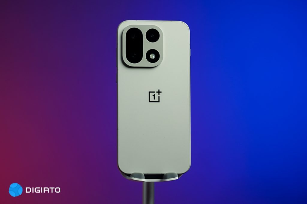 1765505237 944 بازدید گوشی OnePlus 15 برگشت یک رقیب کم‌ادعا خبرخوان