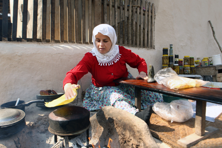 نان برنجی گیلان؛ طعمی اصیل از دیار باران و برنج_خبرخوان 8 نان برنجی گیلان؛ طعمی اصیل از دیار باران و برنج