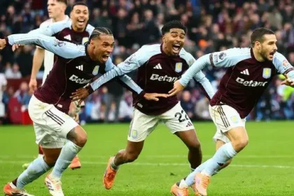 استون‌ویلا، آرسنال را در ثانیه‌های آخر زمین‌گیر کرد