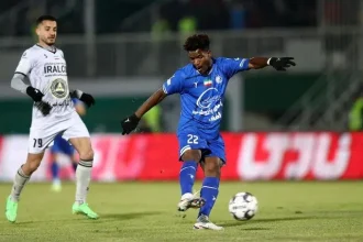 هافبک دفاعی استقلال به ۴ بازی مهم نمی رسد